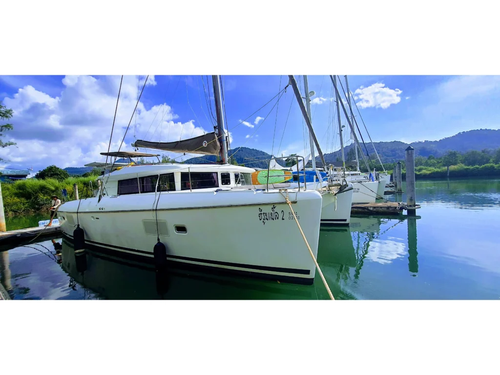 Lagoon 421 Chirouble — Aqua Charters